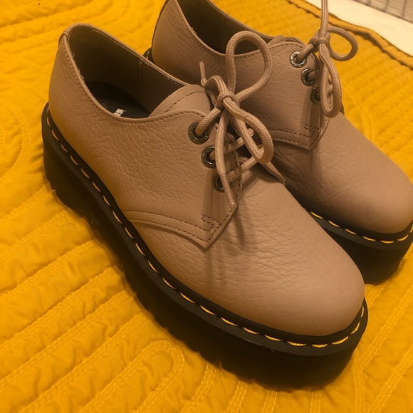 Dr. Martens Quad II Platform Oxford women’s 7 - Picture 3 of 17